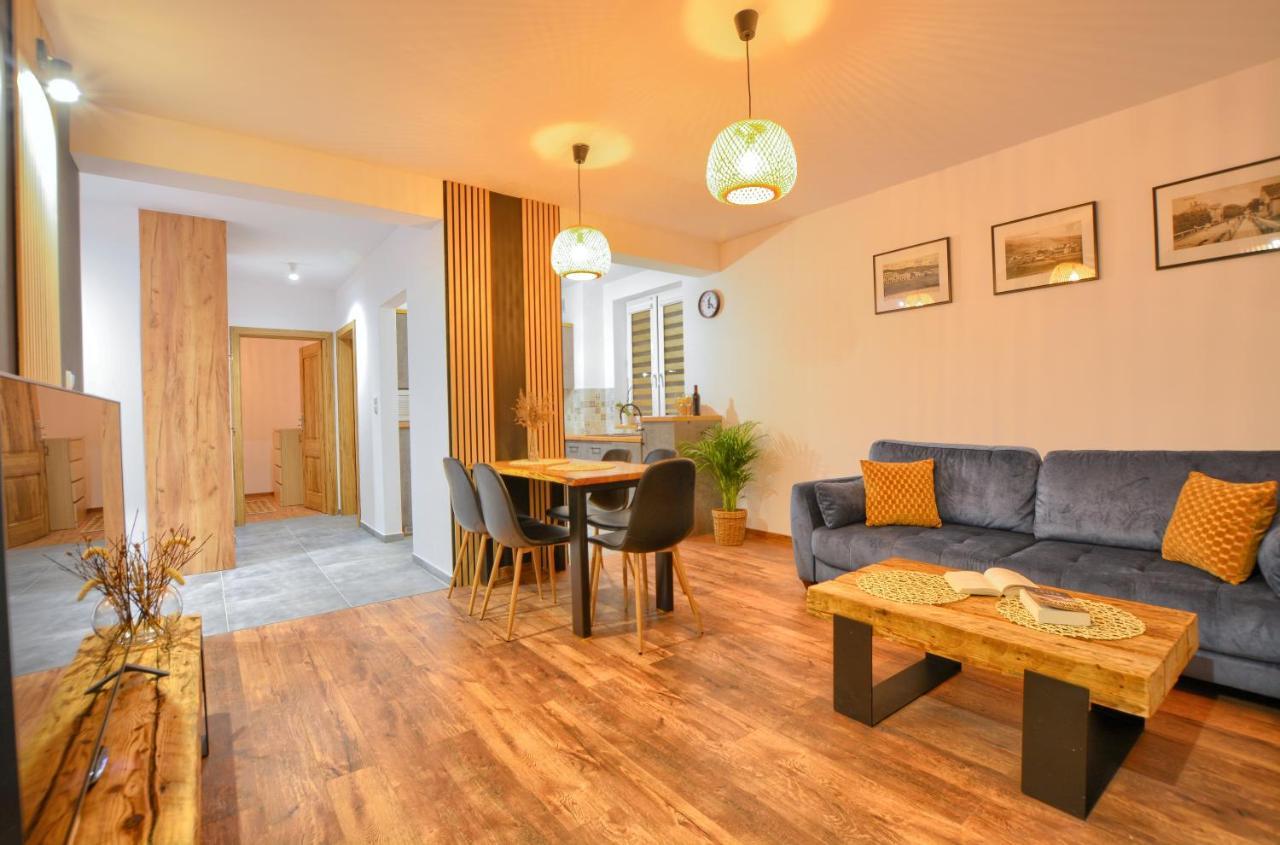 Apartamenty Maja I Zuzia Устшики Долне Екстериор снимка